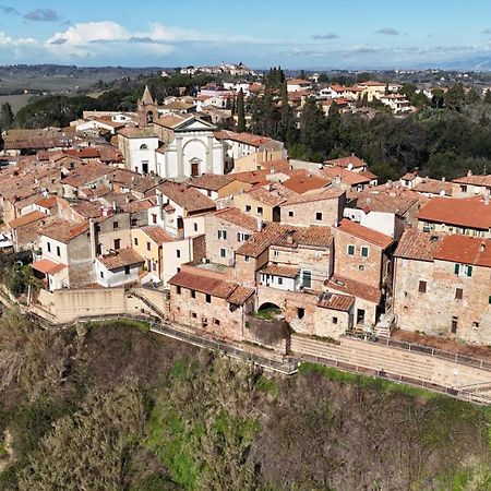 L'Angolo Del Barbacane Terricciola Dış mekan fotoğraf