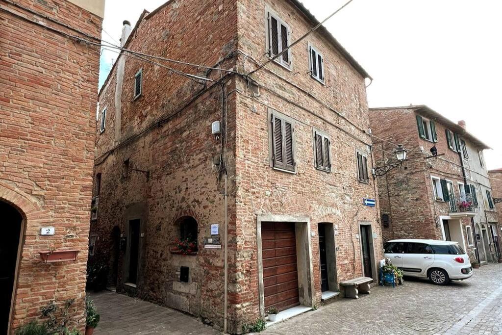 L'Angolo Del Barbacane Terricciola Dış mekan fotoğraf